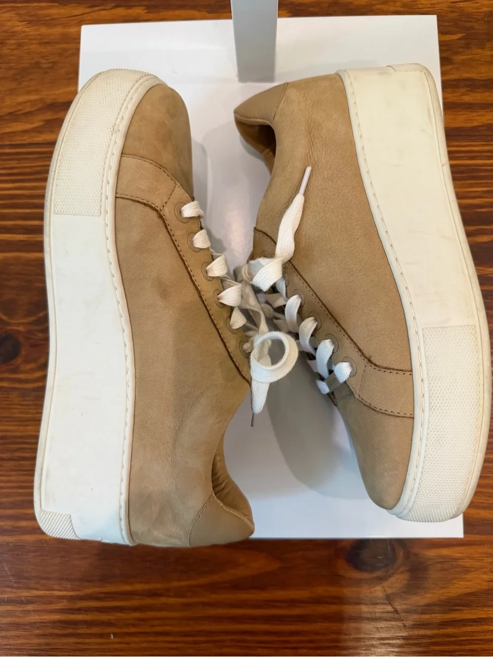 J slides Platform Sneakers